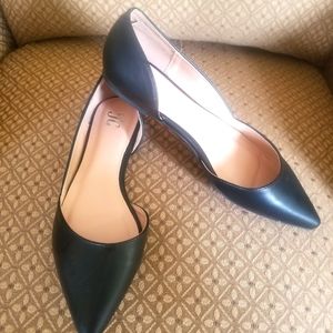 New Black Pointed Toe Flats